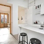 Canela Homes Concepcio Apartment Barcelona