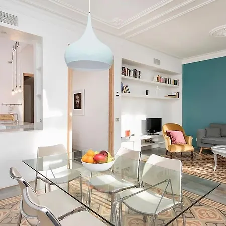 Canela Homes Concepcio Apartament *
